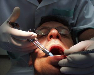 dentist 1457907 639x510